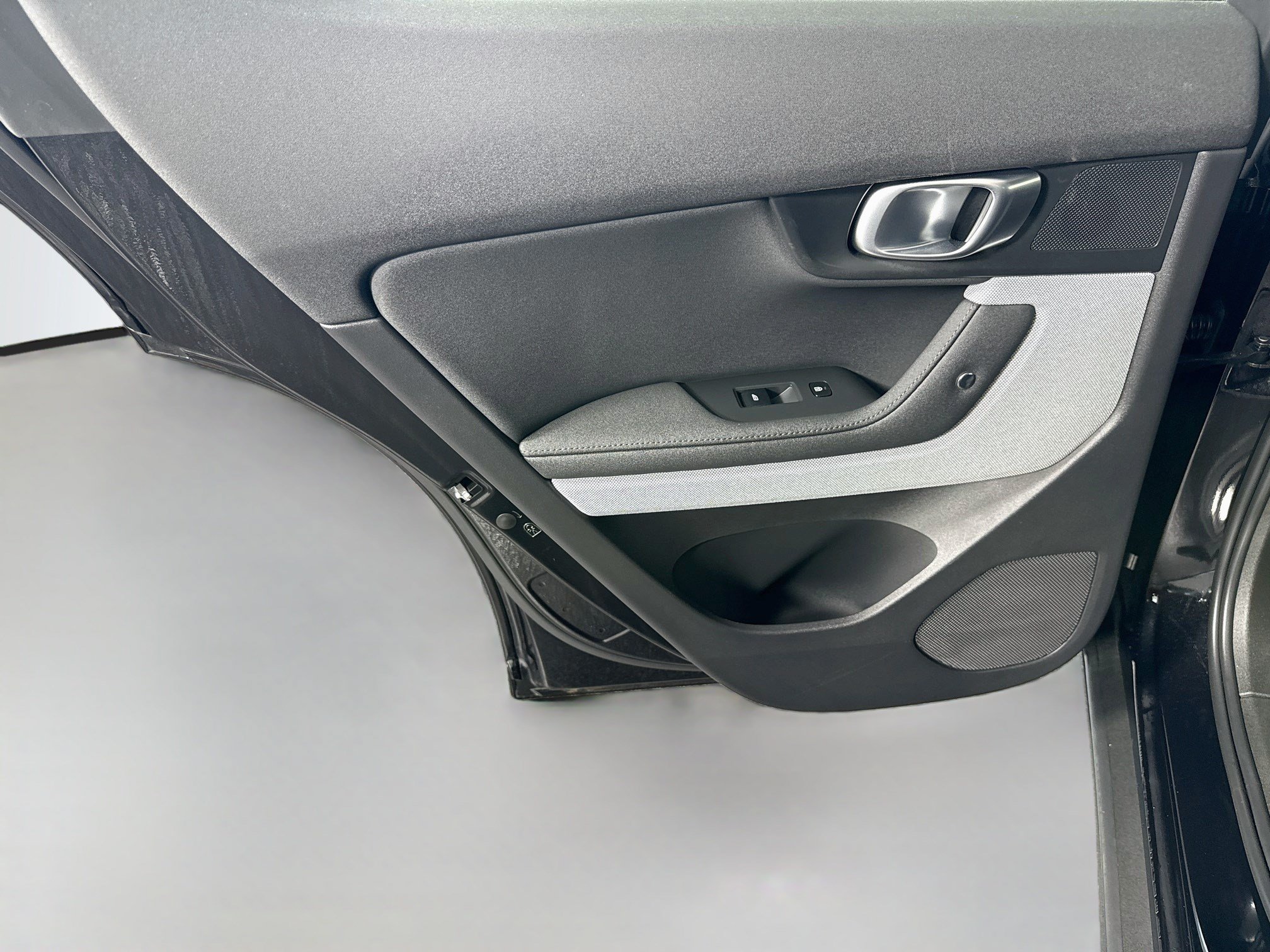 Used 2024 Polestar Polestar 2 AWD/4WD image 25