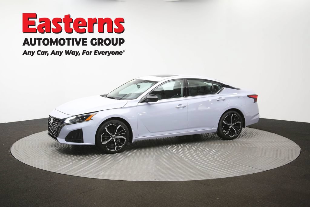Used 2025 Nissan Altima 2.5 SR w/ SR Premium Package FWD image 58