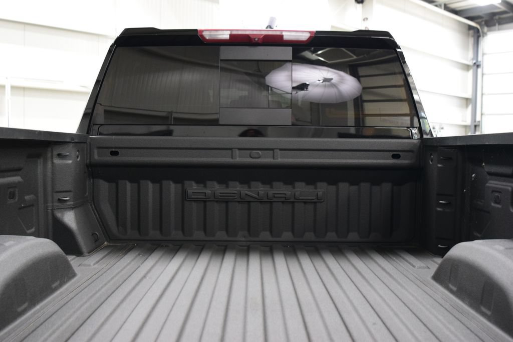 Used 2023 GMC Sierra 3500 Denali AWD/4WD image 27