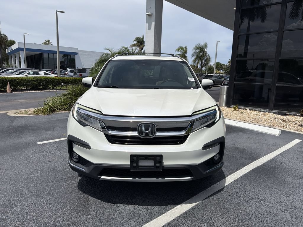 Certified 2019 Honda Pilot Touring image 3