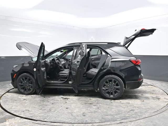 Used 2022 Chevrolet Equinox RS w/ RS Leather Package image 43