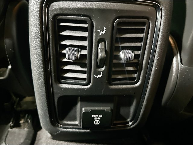 Used 2019 Jeep Grand Cherokee Altitude AWD/4WD image 26