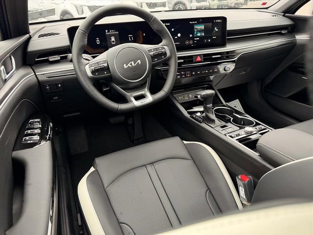 New 2026 Kia K5 GT-Line image 5