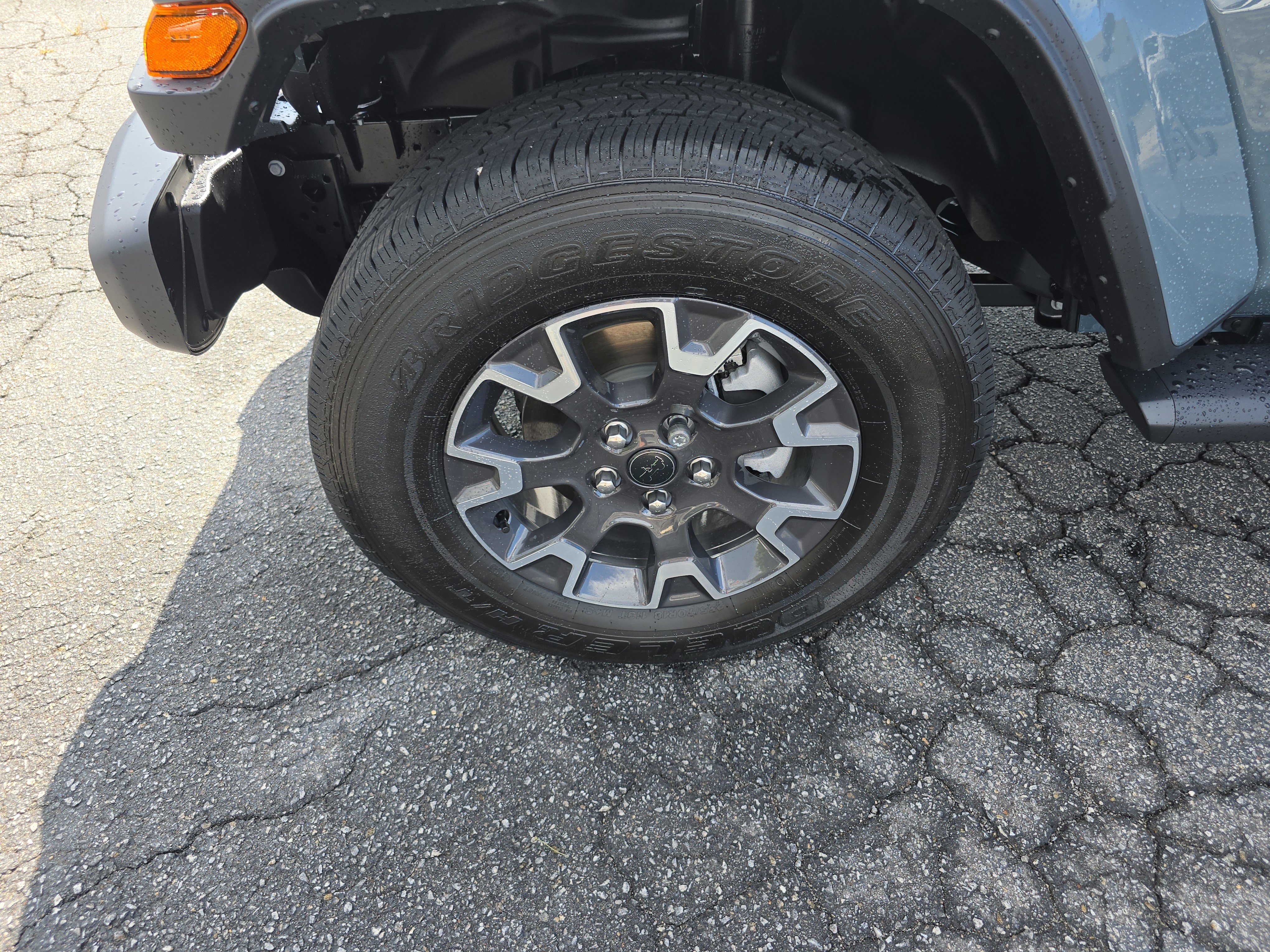 New 2025 Jeep Gladiator Sport w/ Premium Package image 9