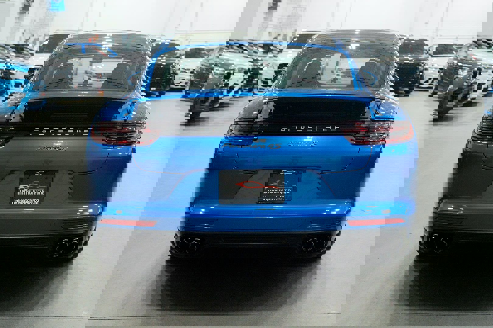 Used 2017 Porsche Panamera 4S image 5