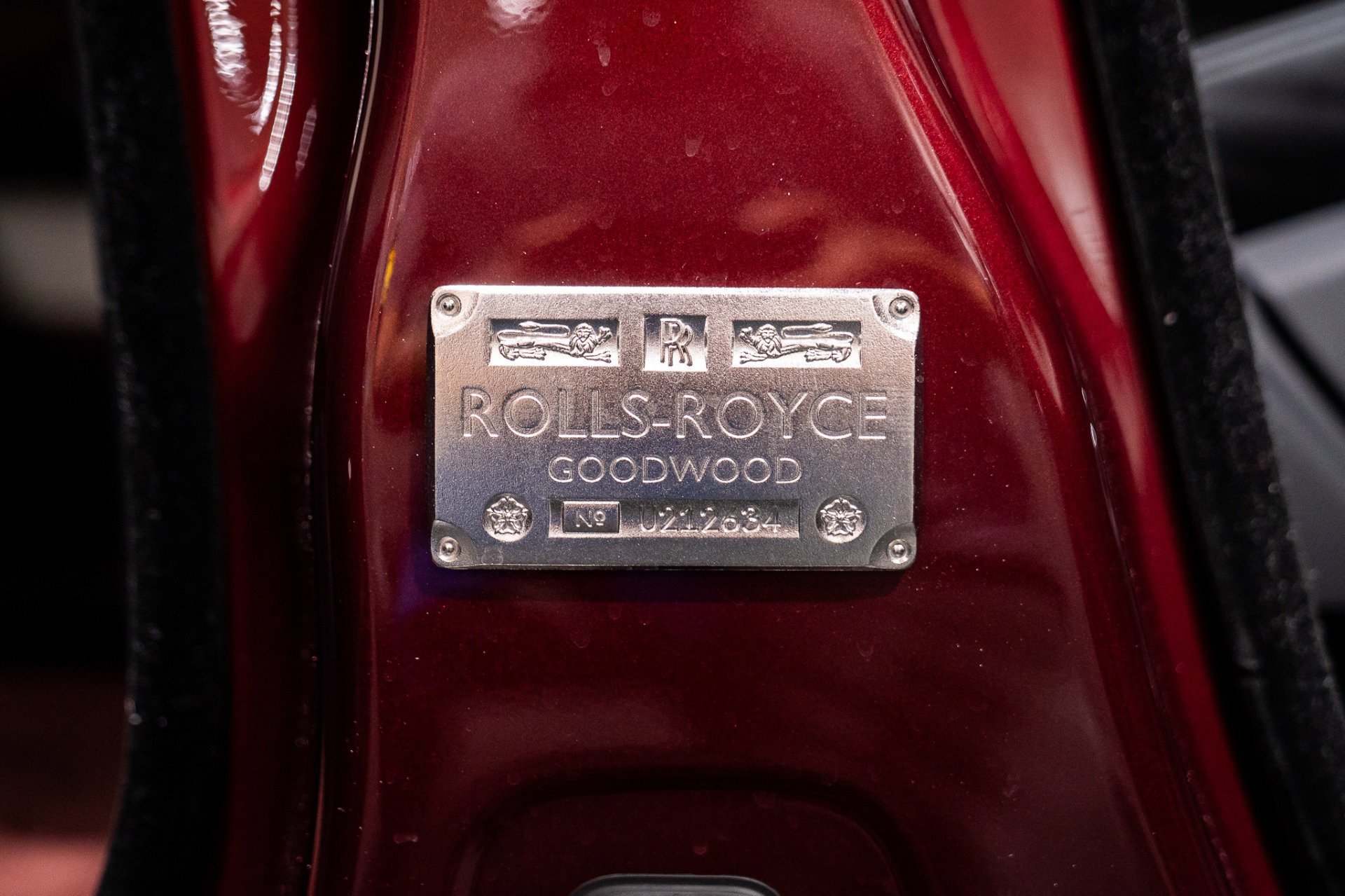 Used 2022 Rolls-Royce Cullinan Black Badge w/ Dark Exterior Package image 40