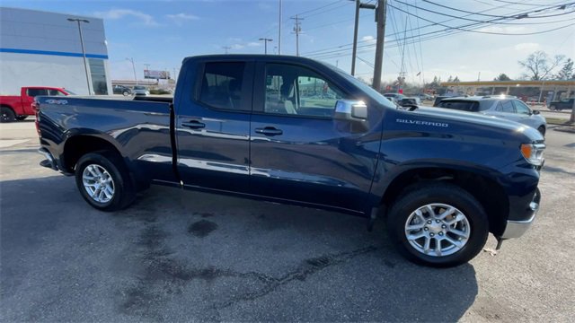 Used 2022 Chevrolet Silverado 1500 LT image 3