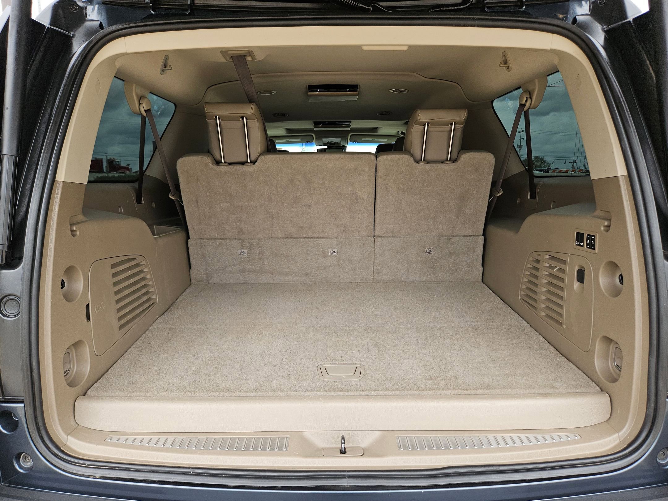 Used 2019 GMC Yukon XL SLT w/ Open Road Package image 24