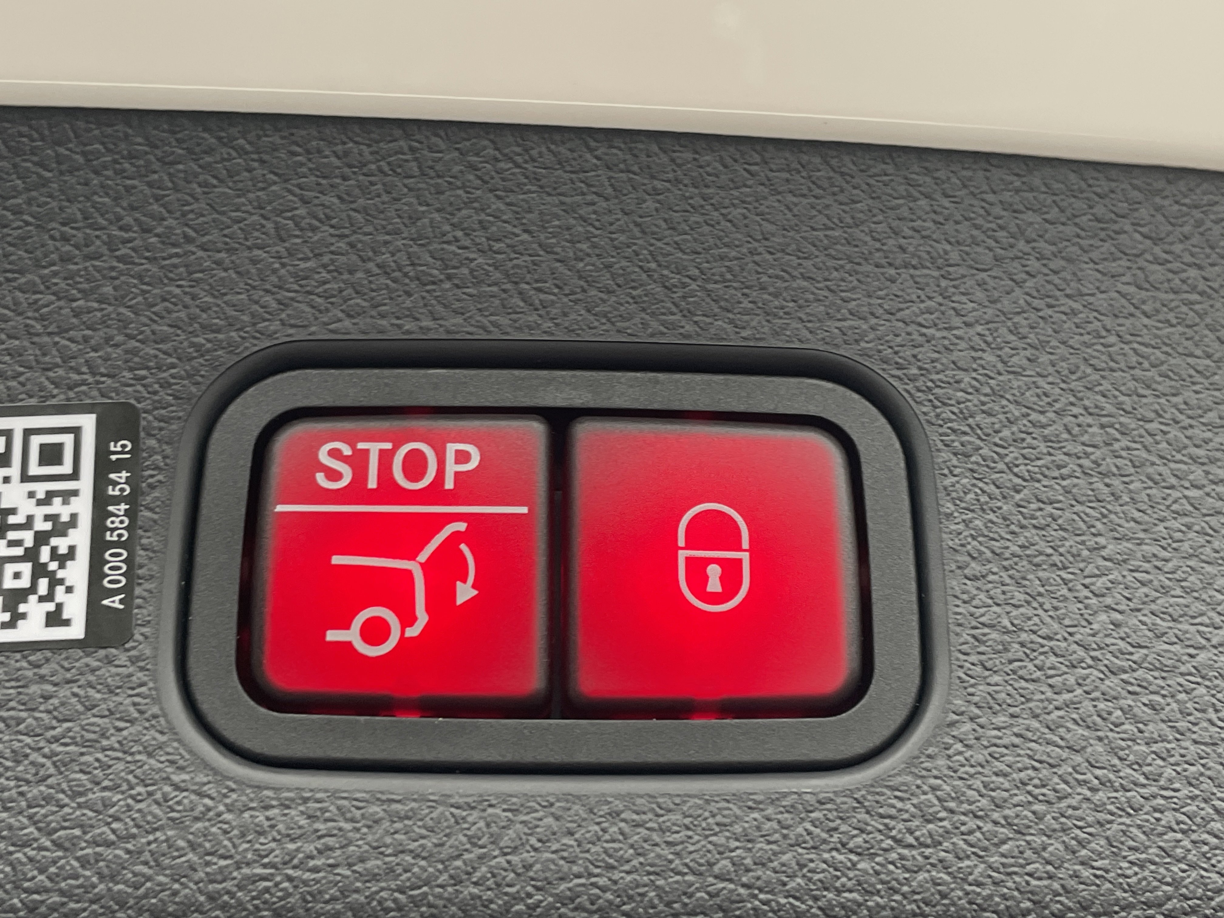 New 2026 Mercedes-Benz GLC 300 4MATIC image 12