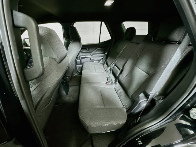 Used 2026 Toyota 4Runner SR5 AWD/4WD image 23