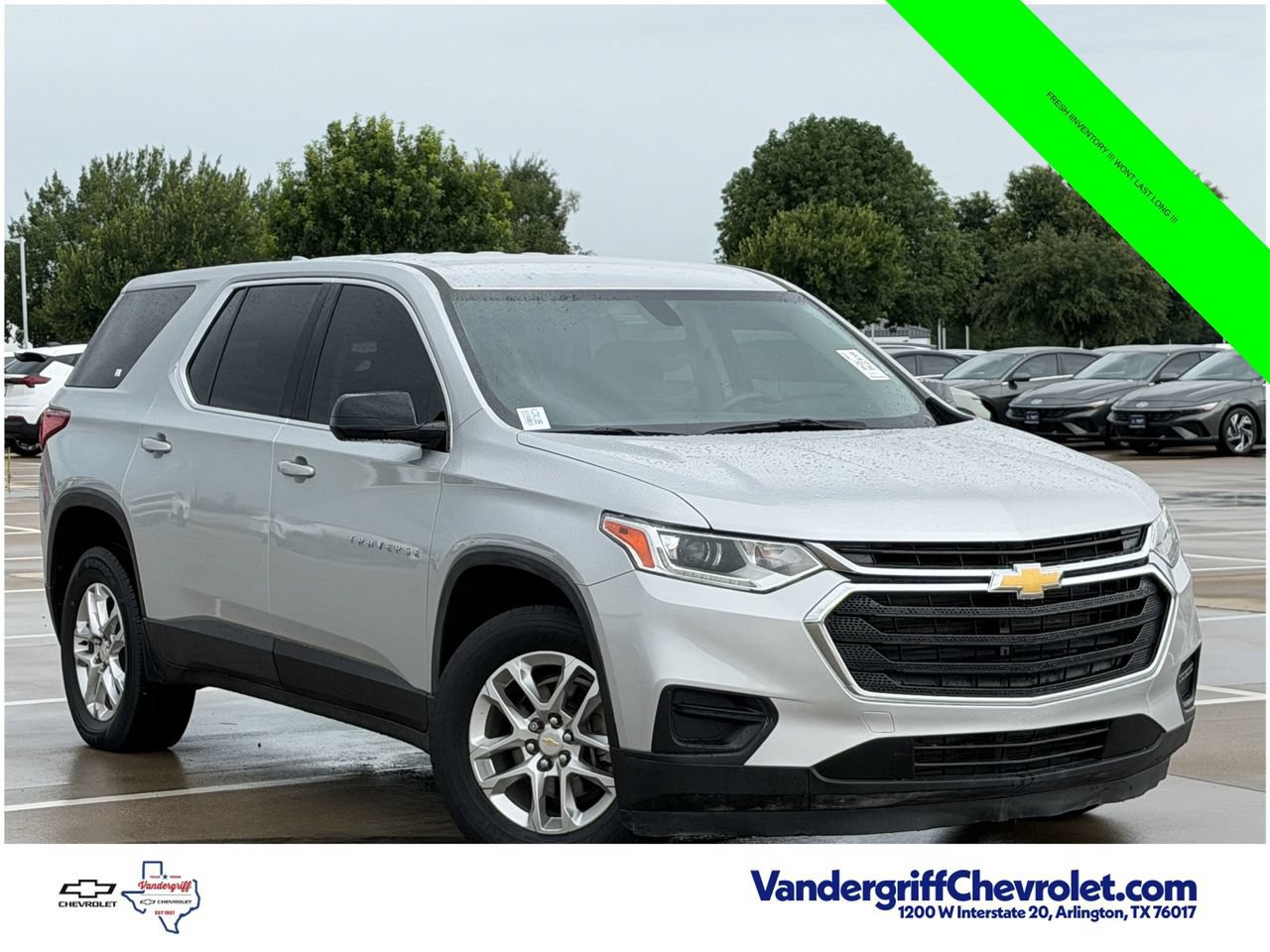 Used 2019 Chevrolet Traverse LS FWD image 4