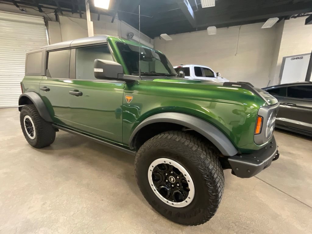 Used 2023 Ford Bronco Badlands AWD/4WD image 8