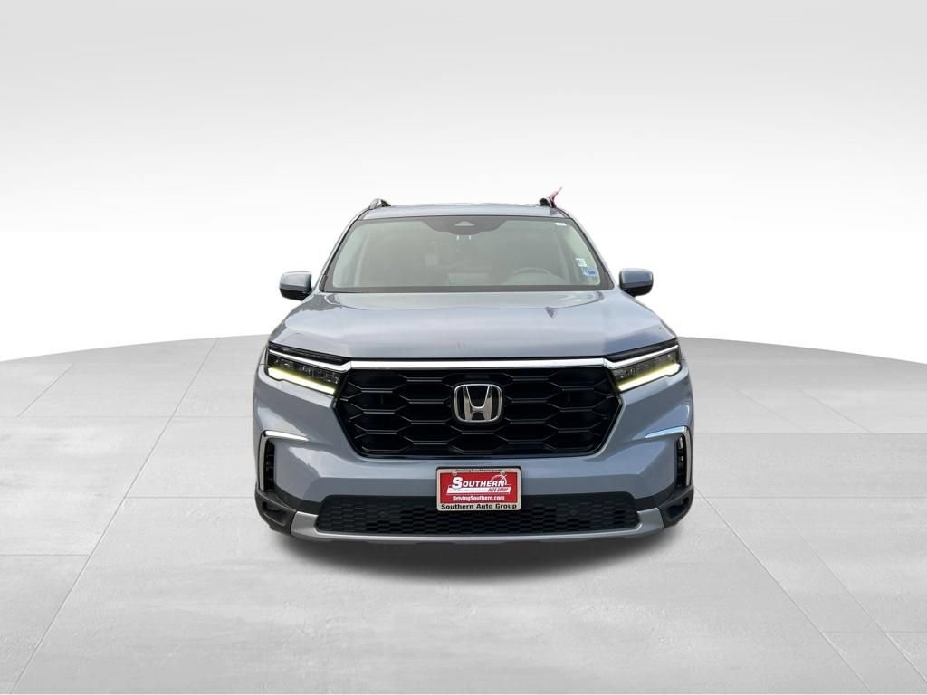 Used 2024 Honda Pilot Touring image 8