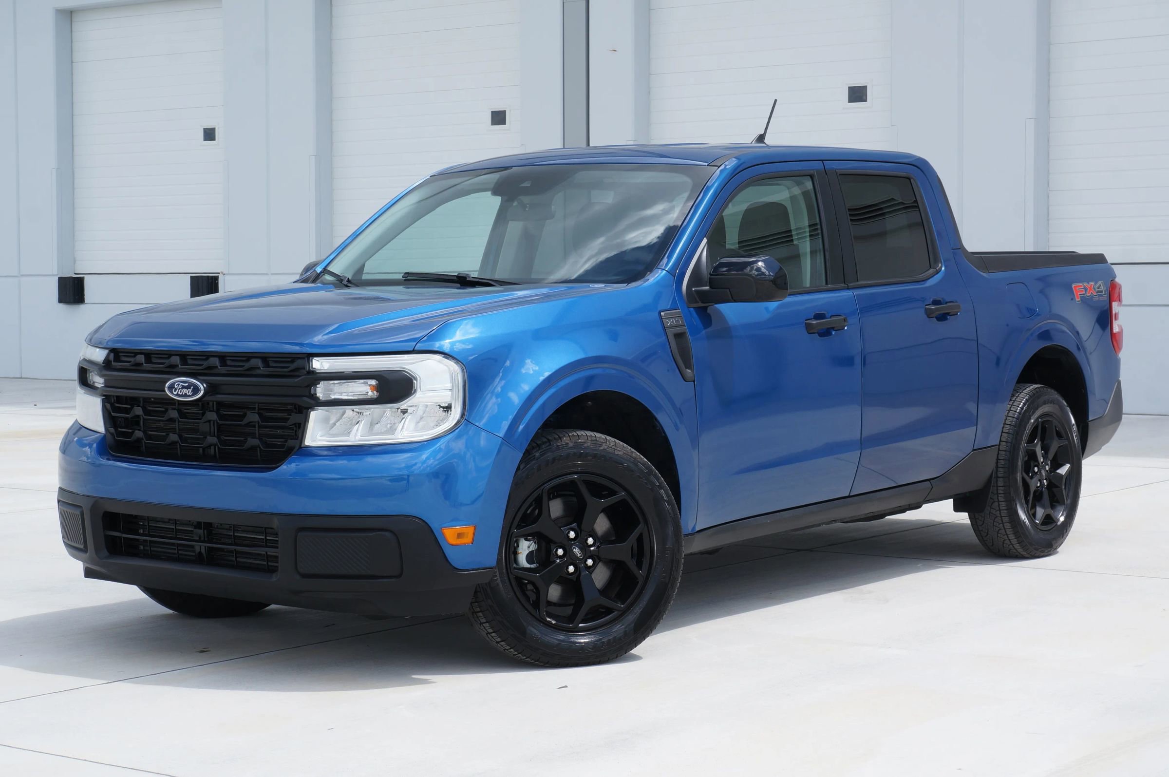 Used 2024 Ford Maverick XLT w/ XLT Luxury Package image 2