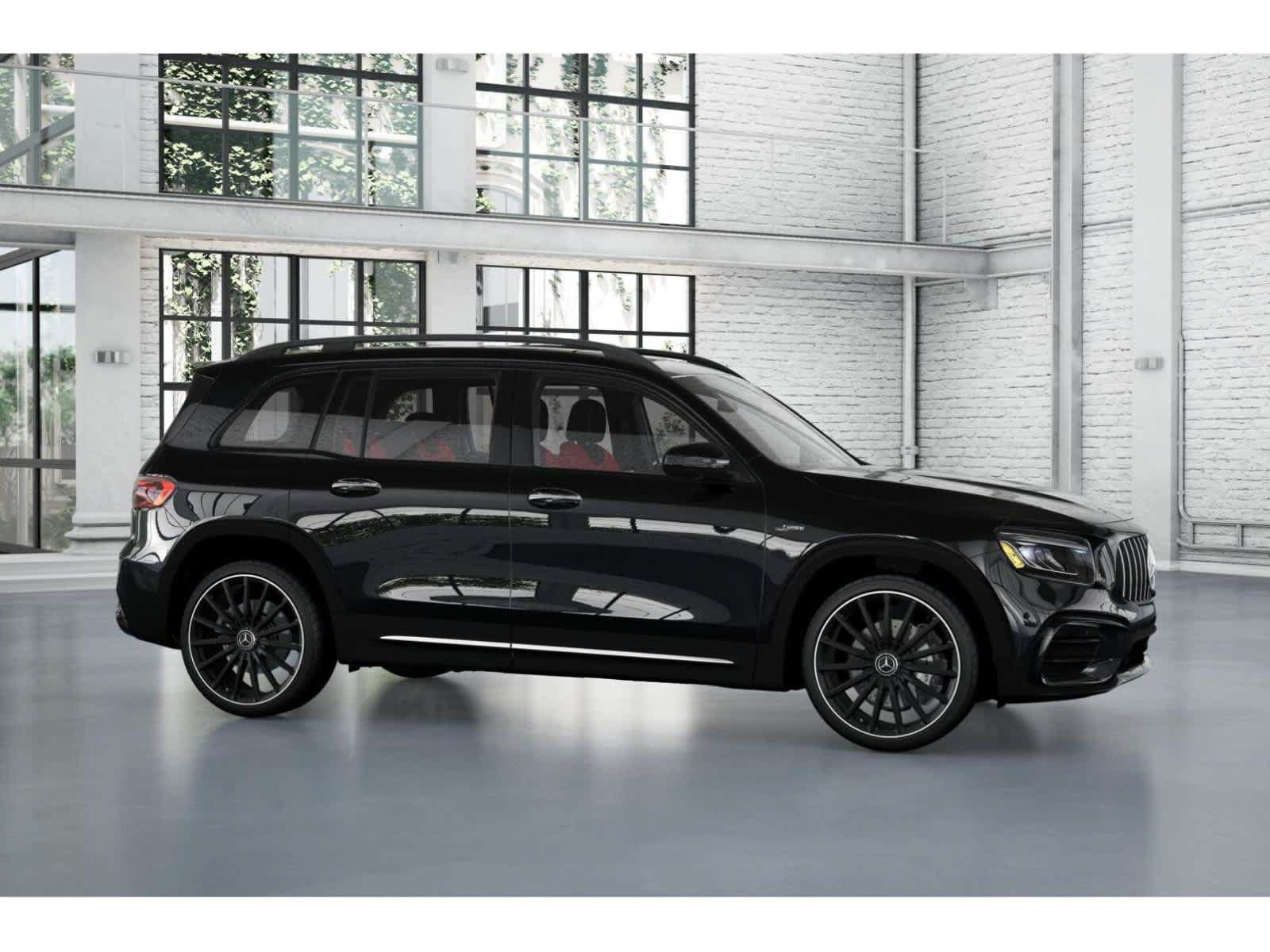 Used 2026 Mercedes-Benz GLB 35 AMG 4MATIC image 14