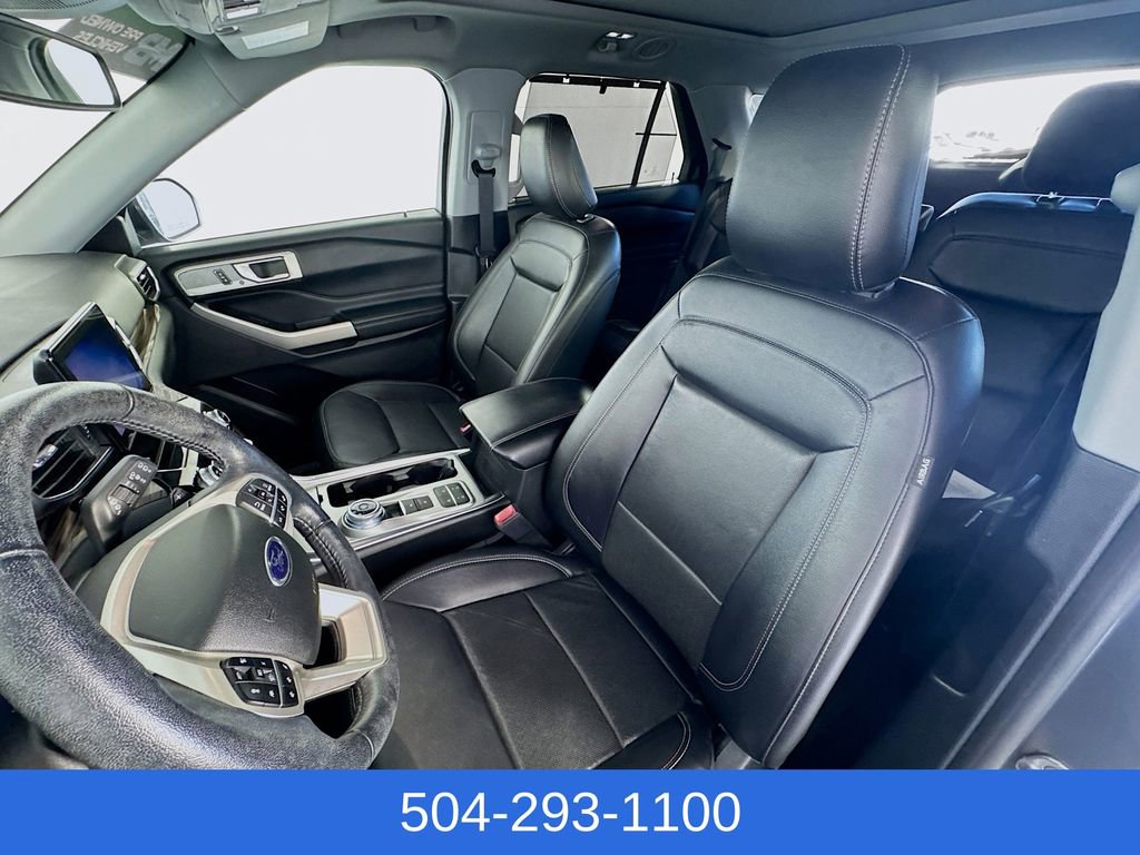 Used 2021 Ford Explorer Limited w/ Equipment Group 301A image 22