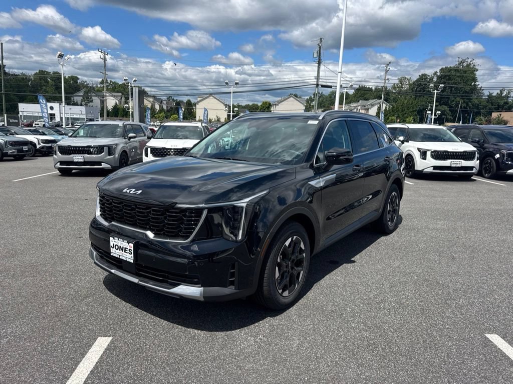 New 2026 Kia Sorento S w/ S Panoramic Sunroof Package