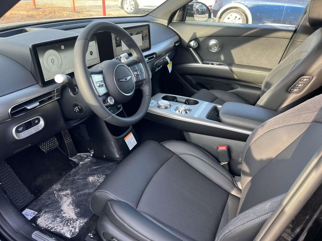 New 2025 Genesis GV60 Advanced AWD/4WD image 15