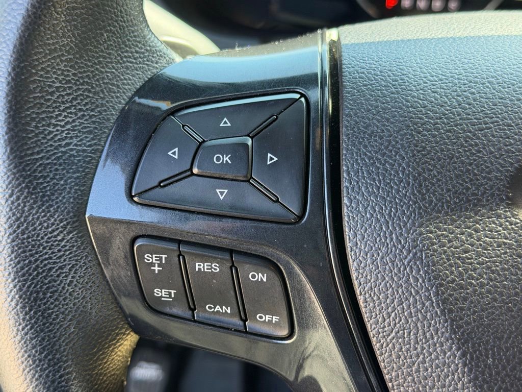 Used 2017 Ford Explorer XLT w/ Equipment Group 202A image 22