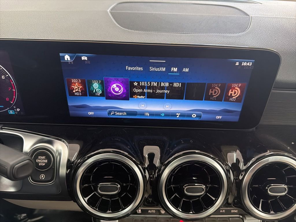 New 2026 Mercedes-Benz GLB 250 image 33