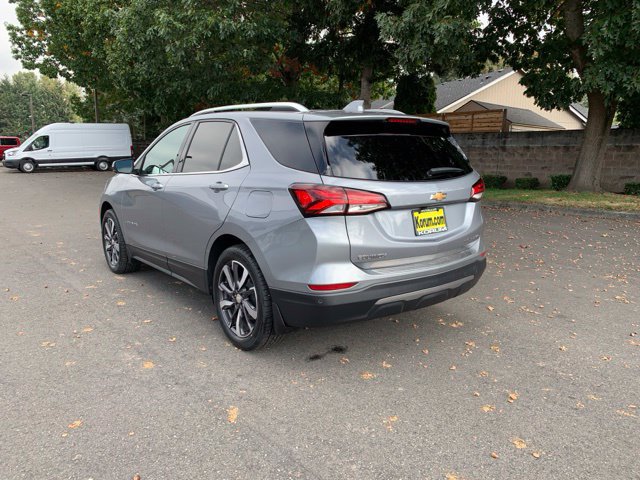 Used 2024 Chevrolet Equinox Premier AWD/4WD image 3