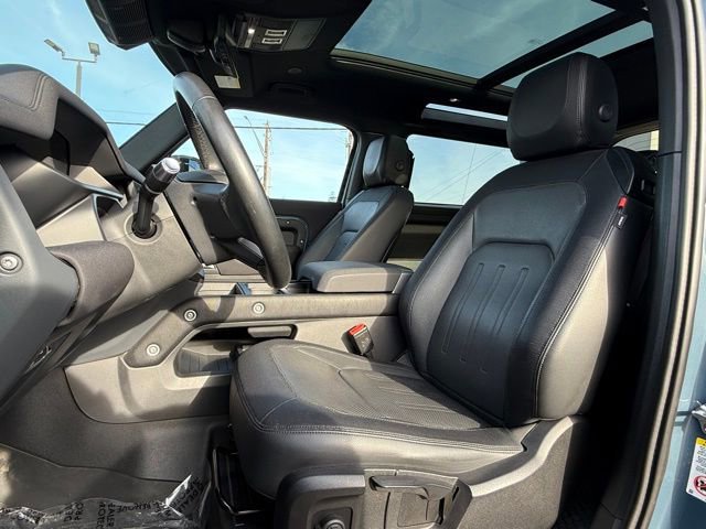 Used 2022 Land Rover Defender 90 X-Dynamic S image 13