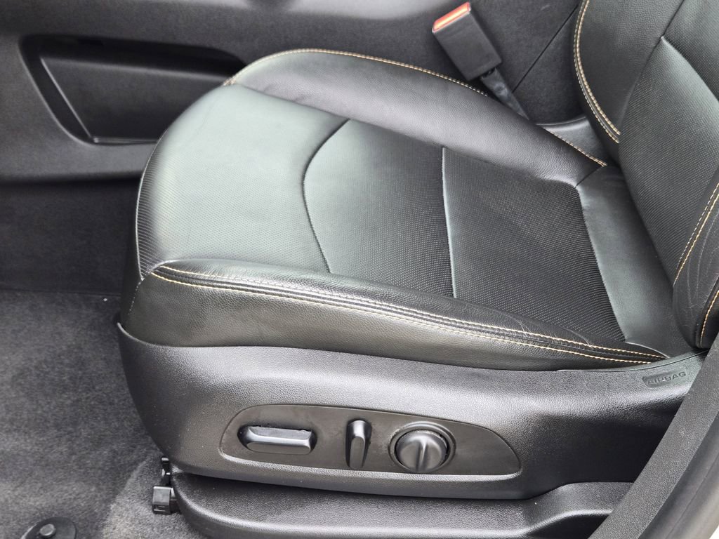 Used 2020 GMC Terrain SLT w/ Preferred Package image 26