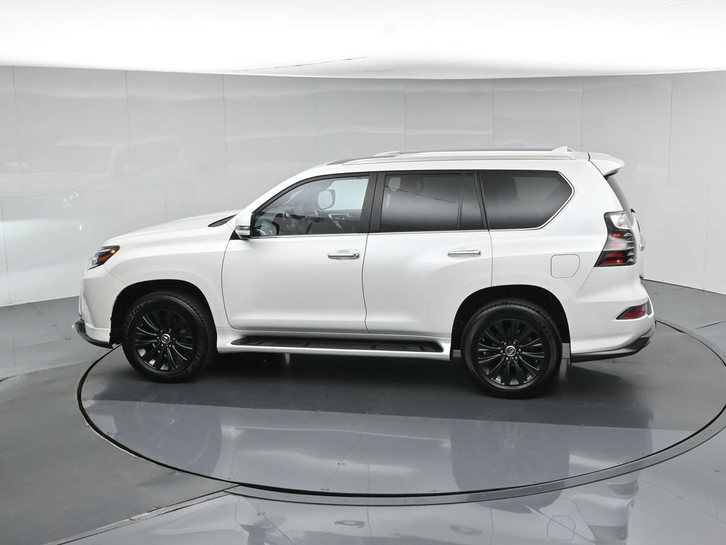 Used 2023 Lexus GX 460 Luxury w/ Sport Design Package AWD/4WD image 61