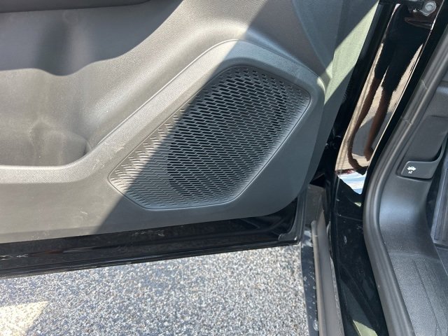 New 2026 Chevrolet Equinox EV LT image 14