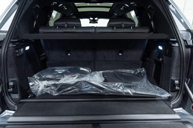 New 2027 BMW X7 M60i AWD/4WD image 13