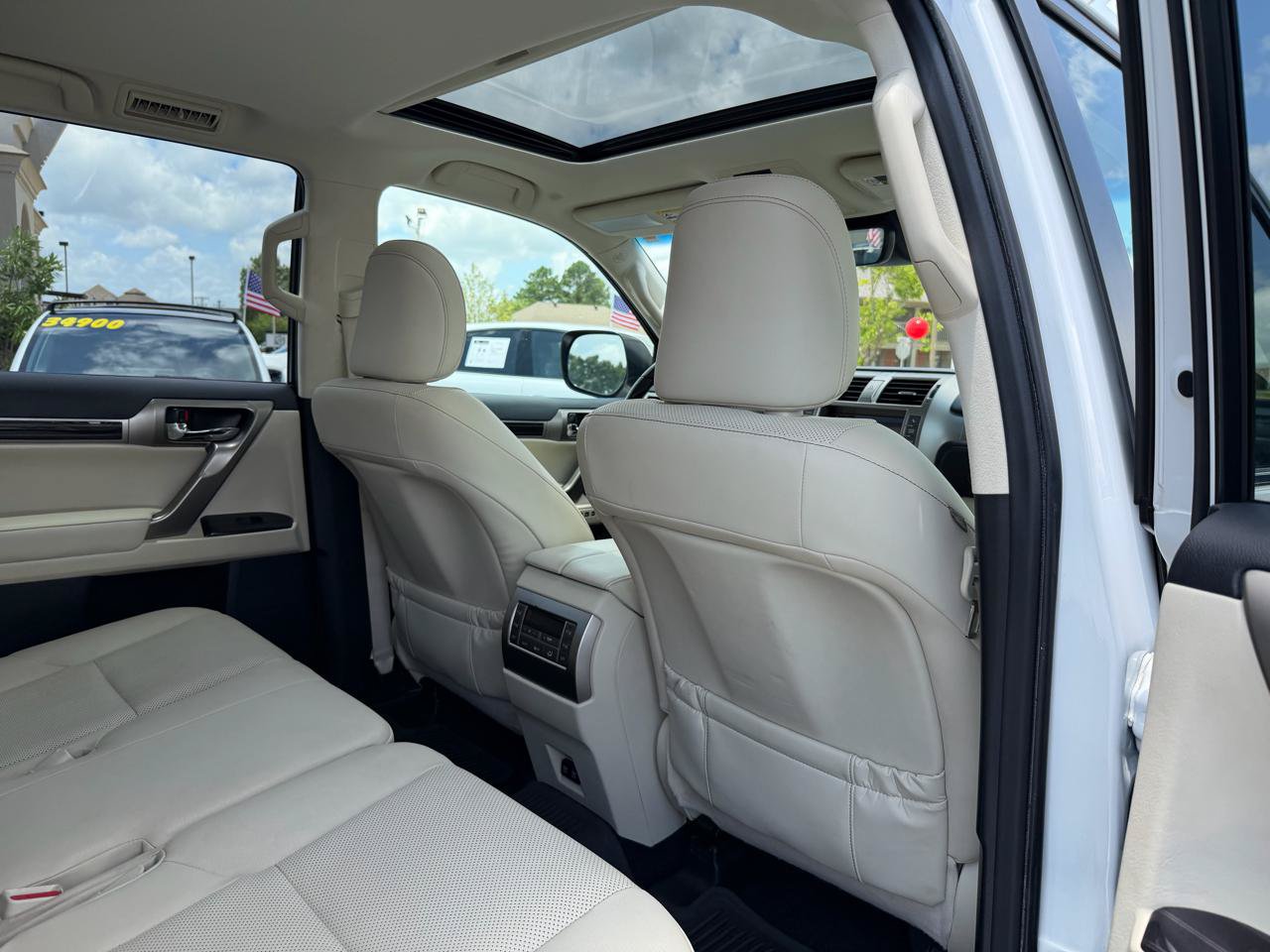Used 2020 Lexus GX 460 Premium w/ Premium Package AWD/4WD image 22