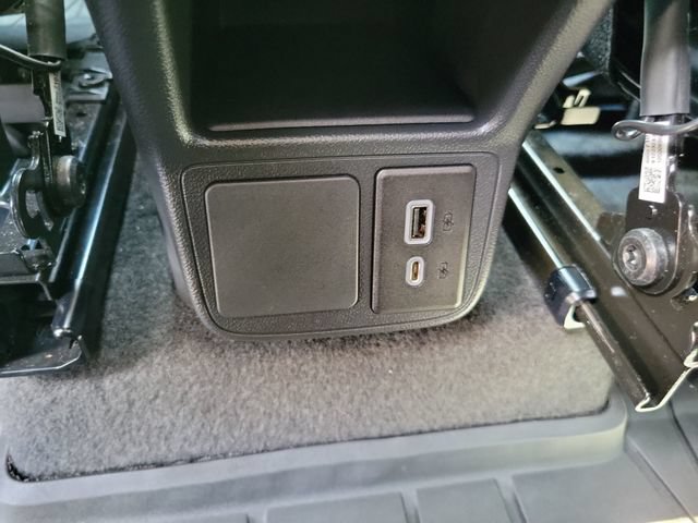 Used 2023 Buick Encore GX Select w/ Sport Touring Package FWD image 16