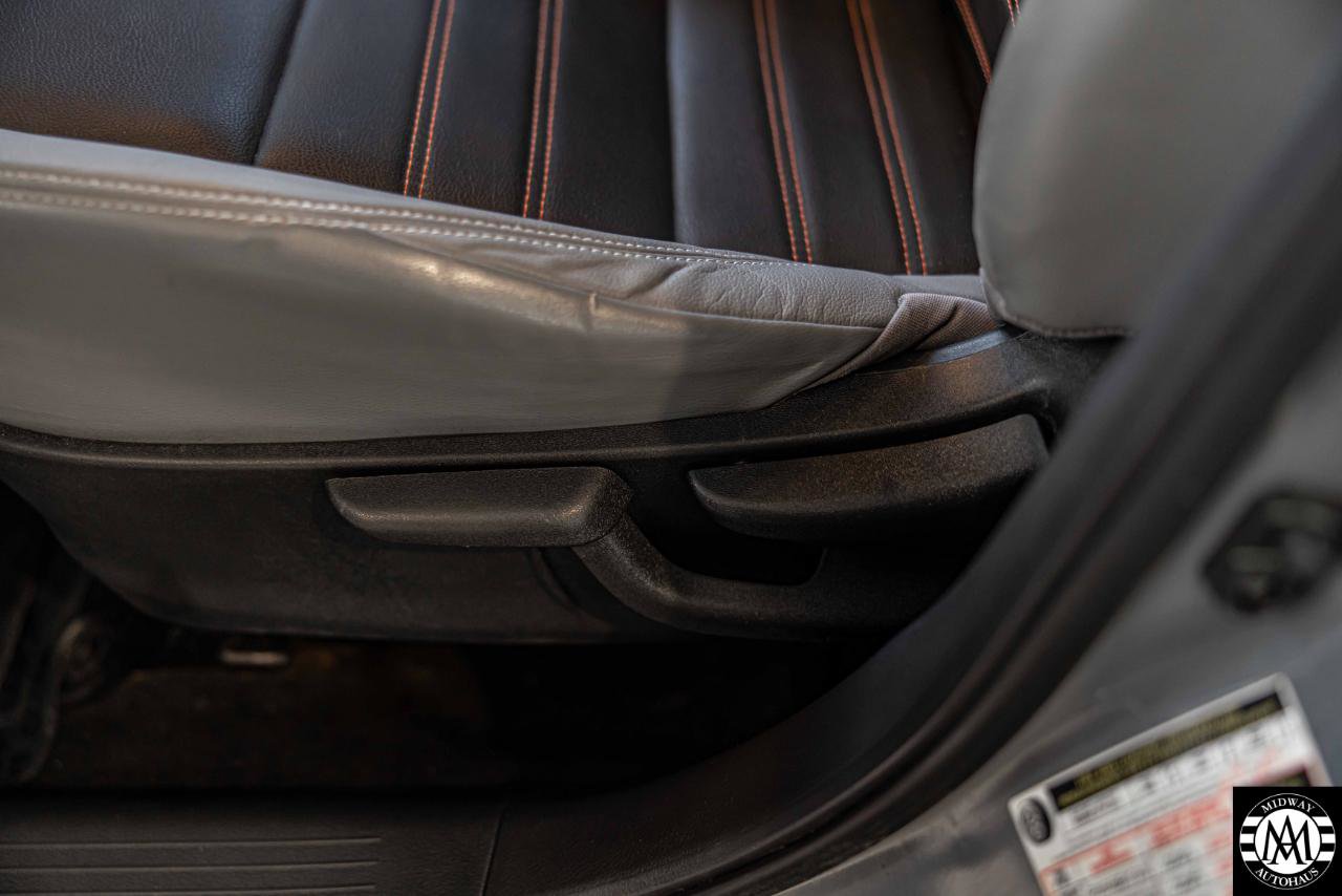 Used 2021 Nissan Kicks SR w/ SR Premium Package FWD image 22
