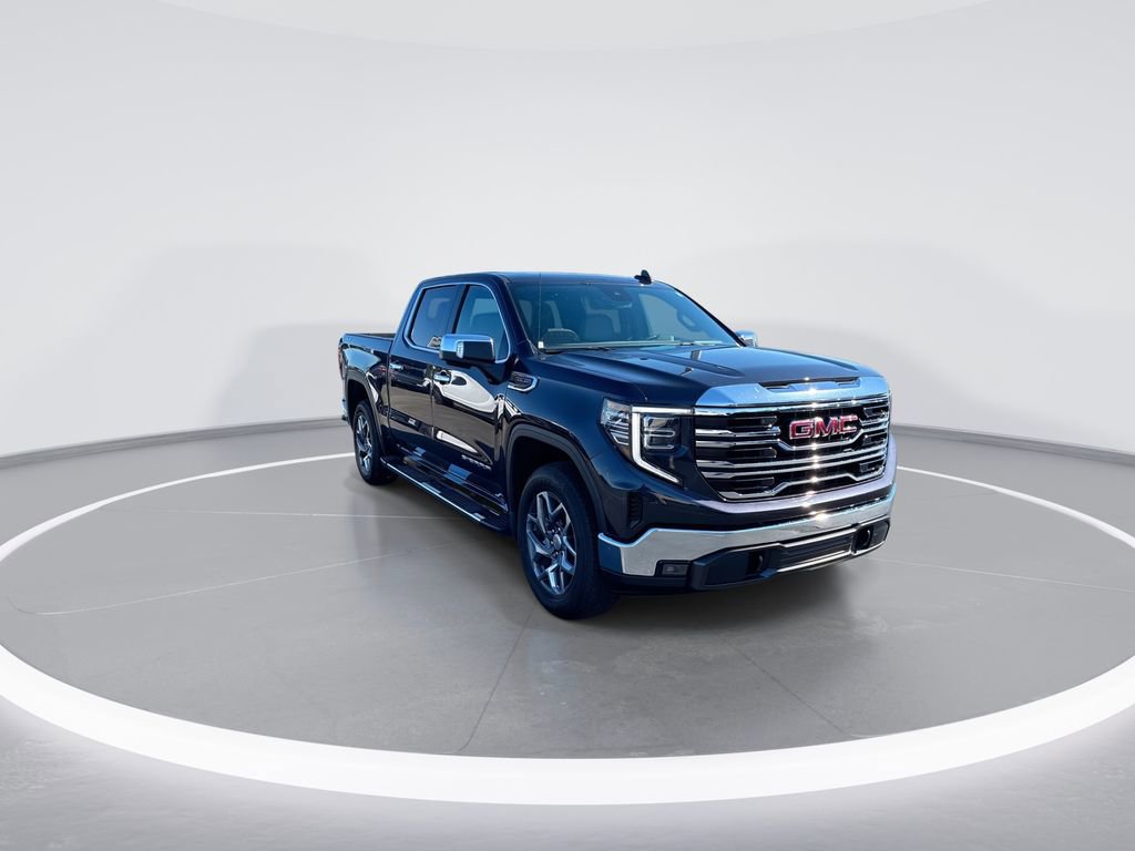 Used 2025 GMC Sierra 1500 SLT AWD/4WD image 2