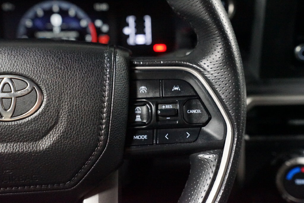 Certified 2026 Toyota 4Runner SR5 AWD/4WD image 14