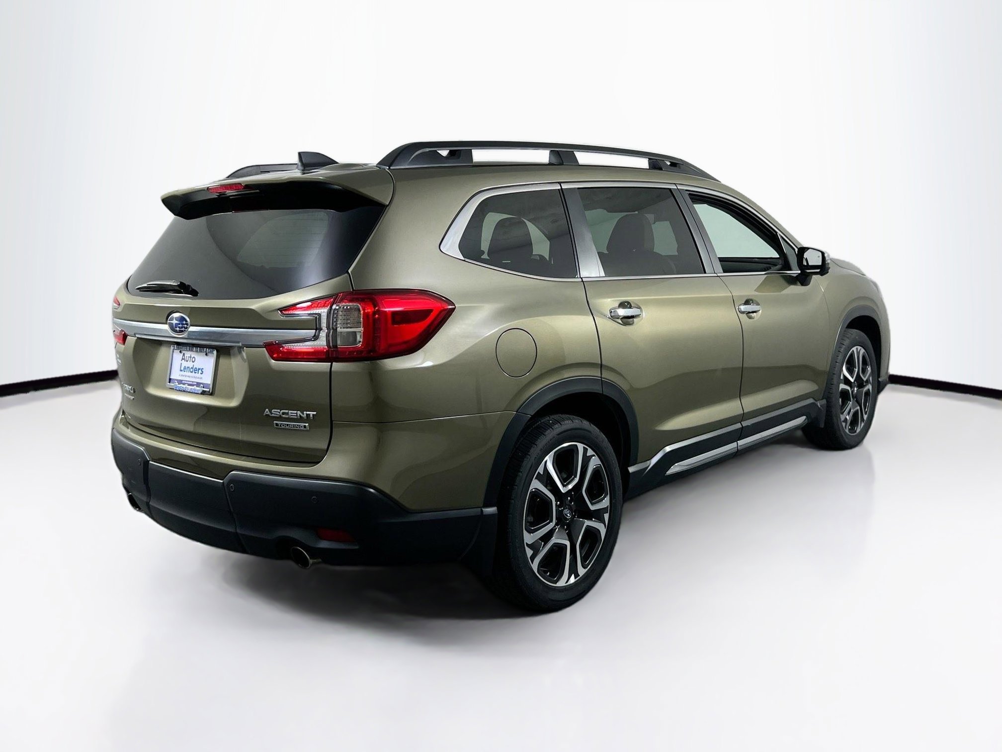 Used 2023 Subaru Ascent Touring AWD/4WD image 5