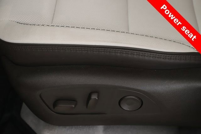 Used 2025 GMC Acadia Denali w/ Super Cruise Package image 19