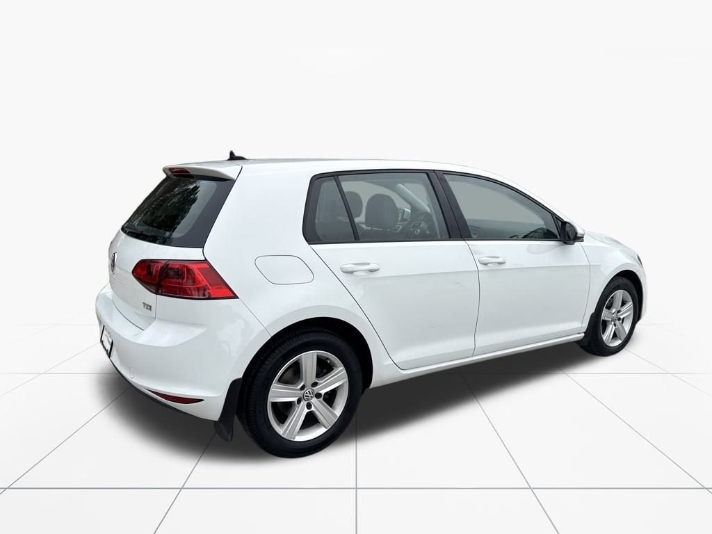 Used 2017 Volkswagen Golf Wolfsburg Edition image 9