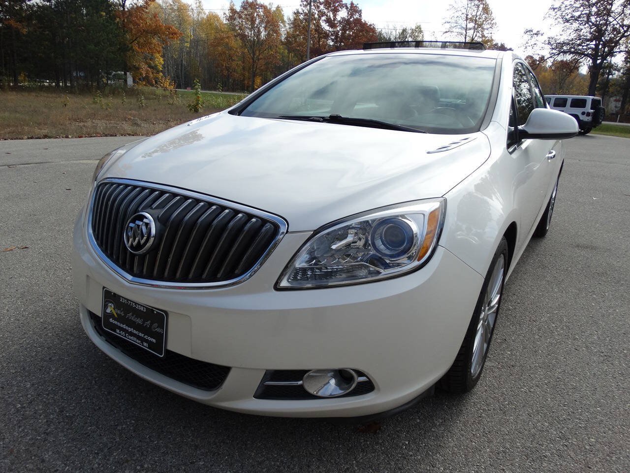 Used 2012 Buick Verano Leather FWD image 6