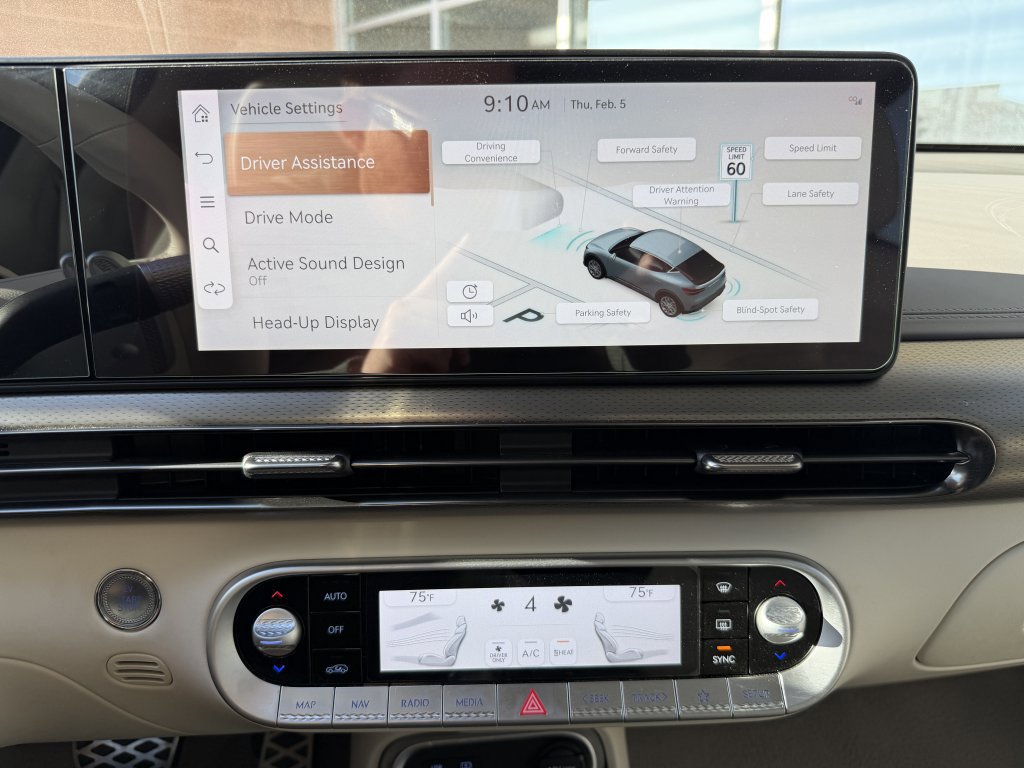 Used 2023 Genesis GV60 Performance image 22