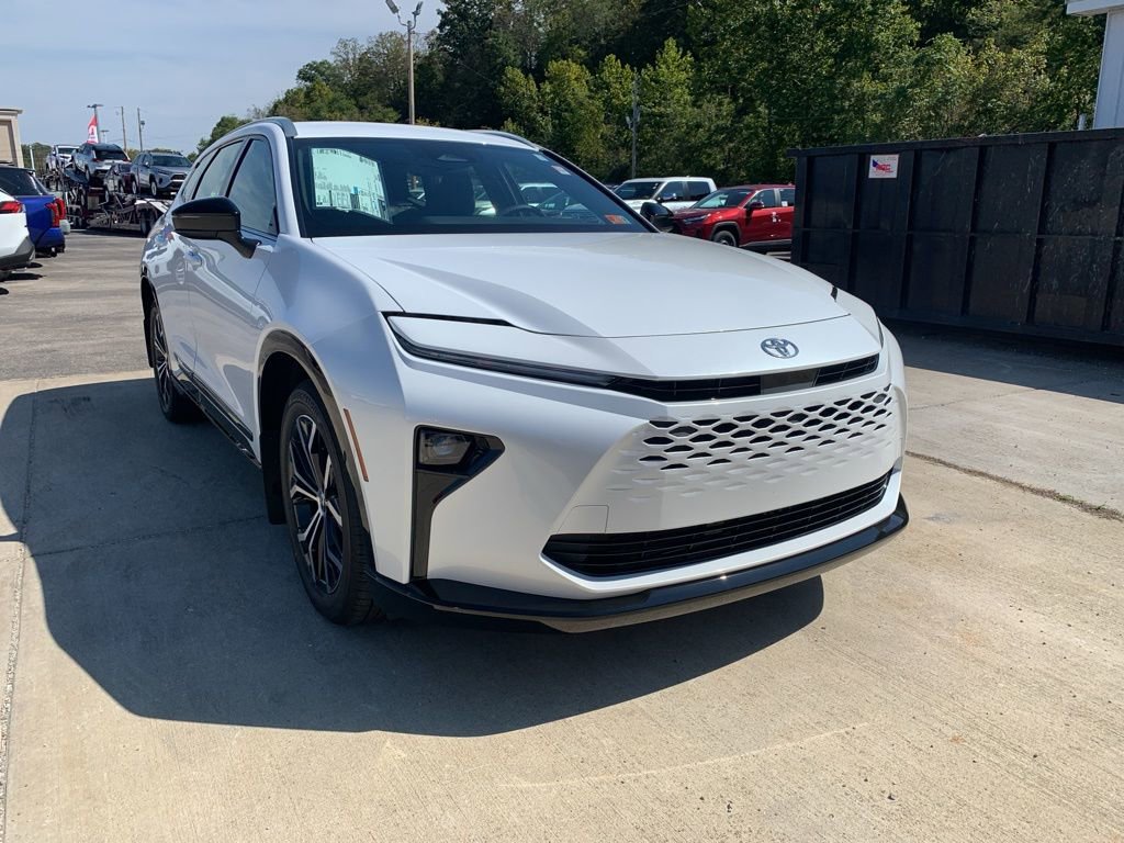 New 2025 Toyota Crown Signia image 1