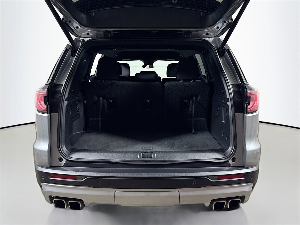 Used 2025 GMC Acadia Elevation image 24