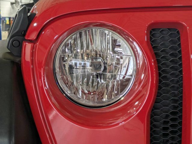 Certified 2021 Jeep Wrangler Sport AWD/4WD image 9