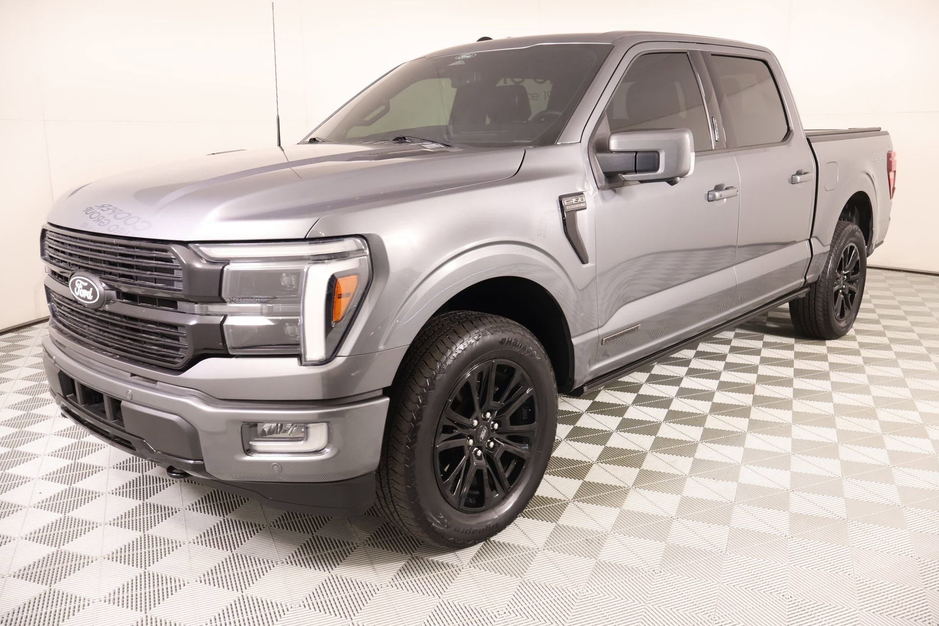 Used 2024 Ford F150 Platinum w/ Equipment Group 702A High AWD/4WD image 13