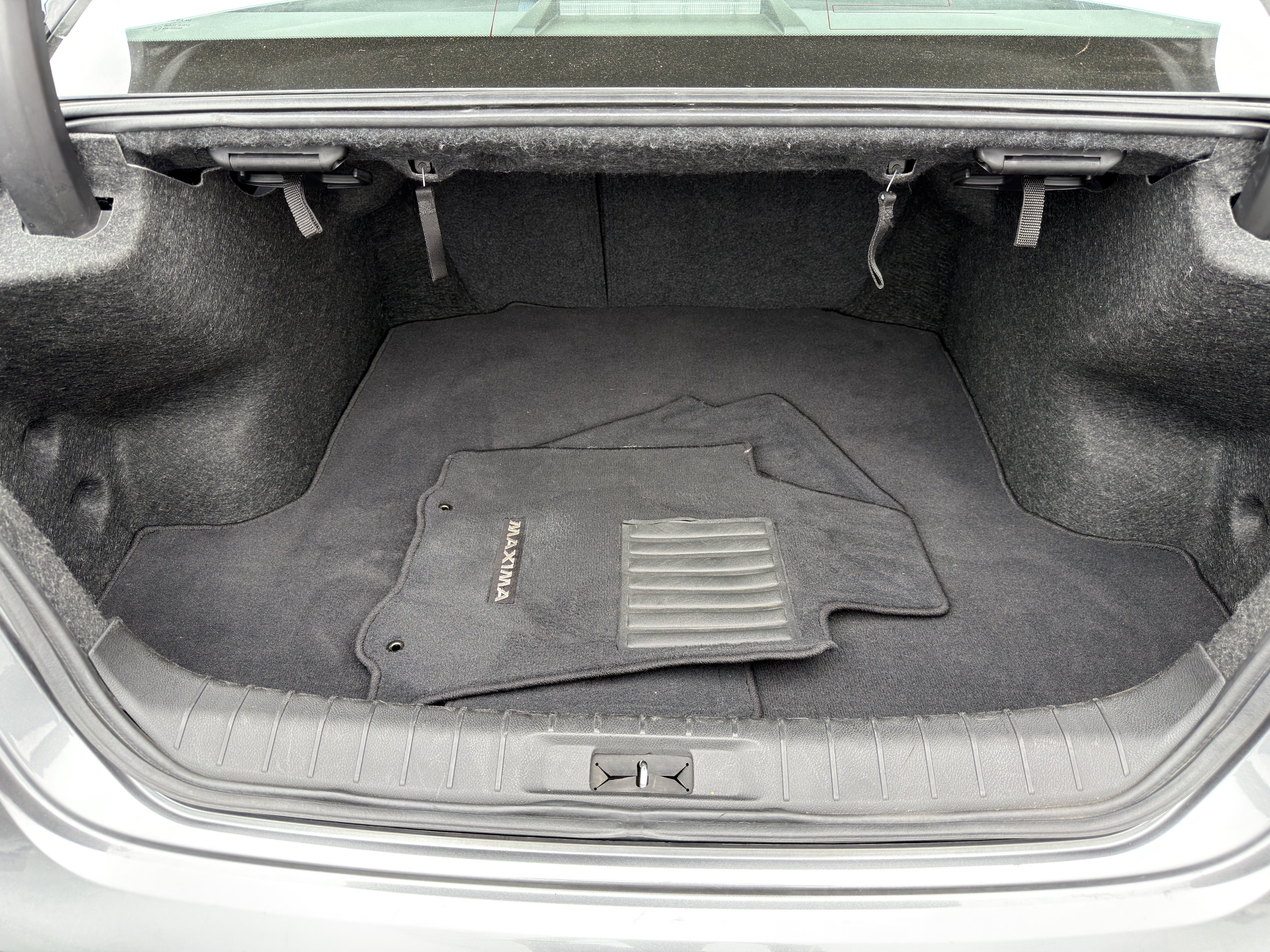 Used 2023 Nissan Maxima SV w/ Floor Mat Group FWD image 15