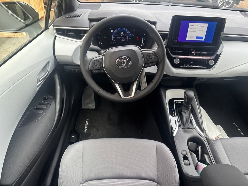 New 2026 Toyota Corolla SE image 2