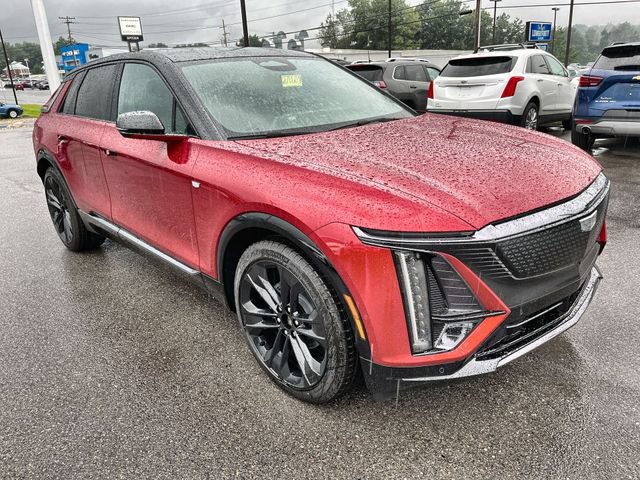 New 2027 Cadillac Lyriq Sport w/ LPO, ONYX Package AWD/4WD image 10