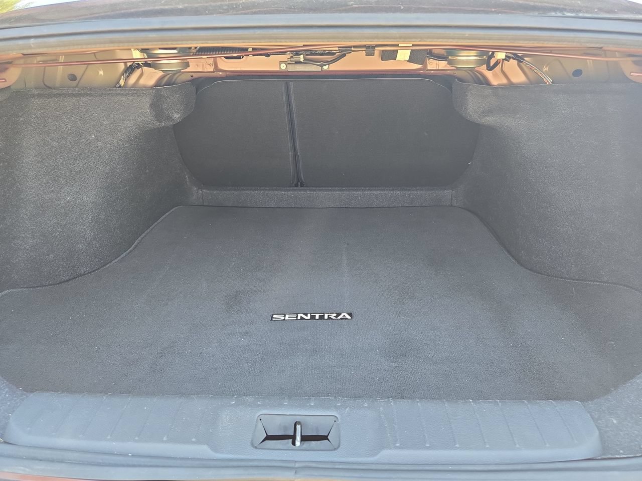 Used 2020 Nissan Sentra SV FWD image 12