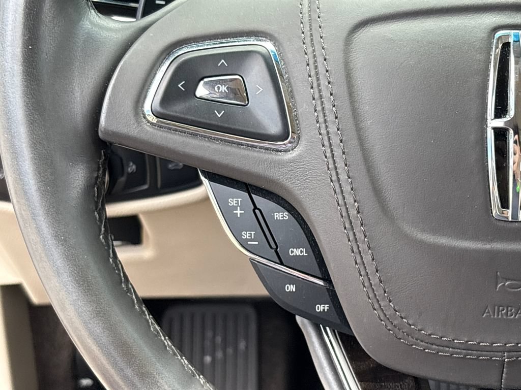 Used 2017 Lincoln MKZ Reserve FWD image 20