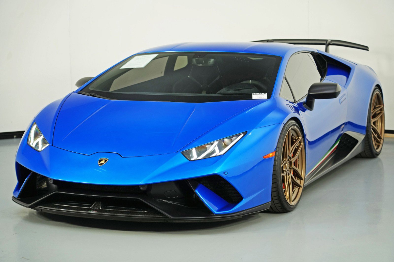 Used 2018 Lamborghini Huracan Performante image 49